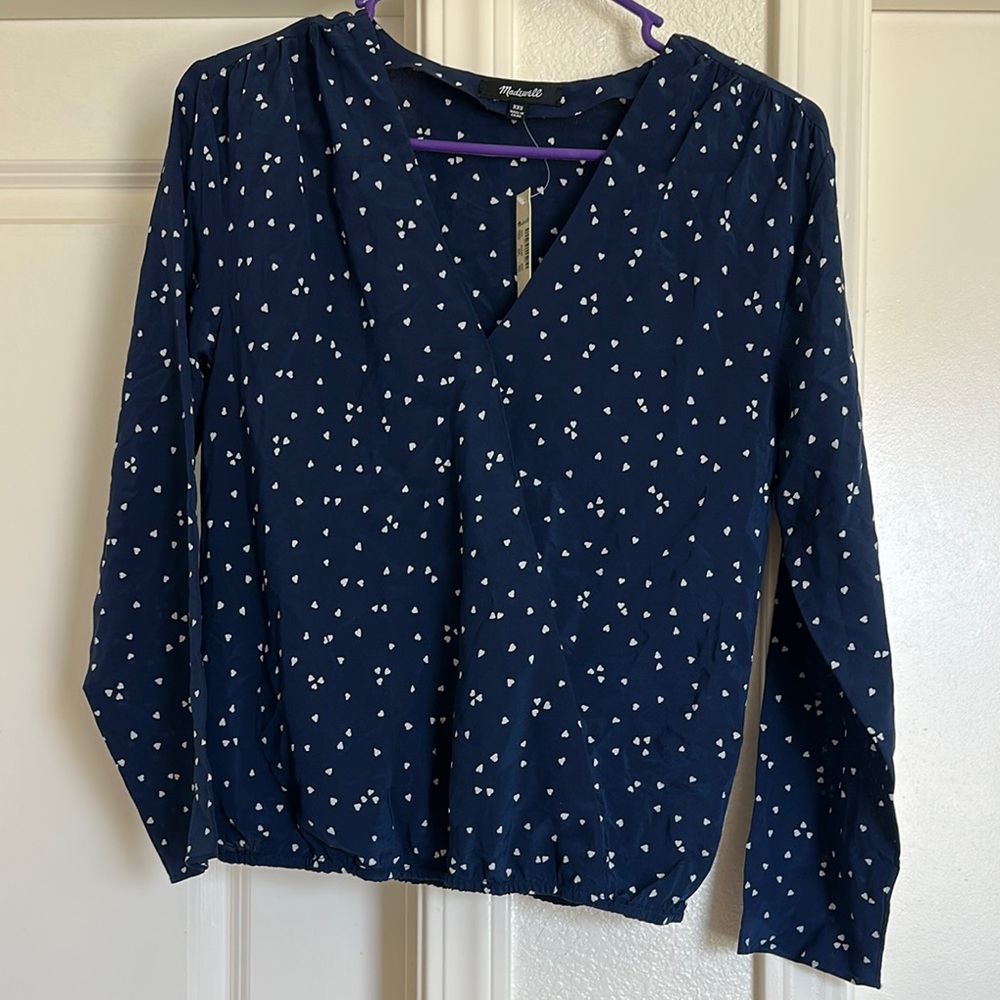 Madewell Fitted Blue and White Hearts Long Sleeve Blouse